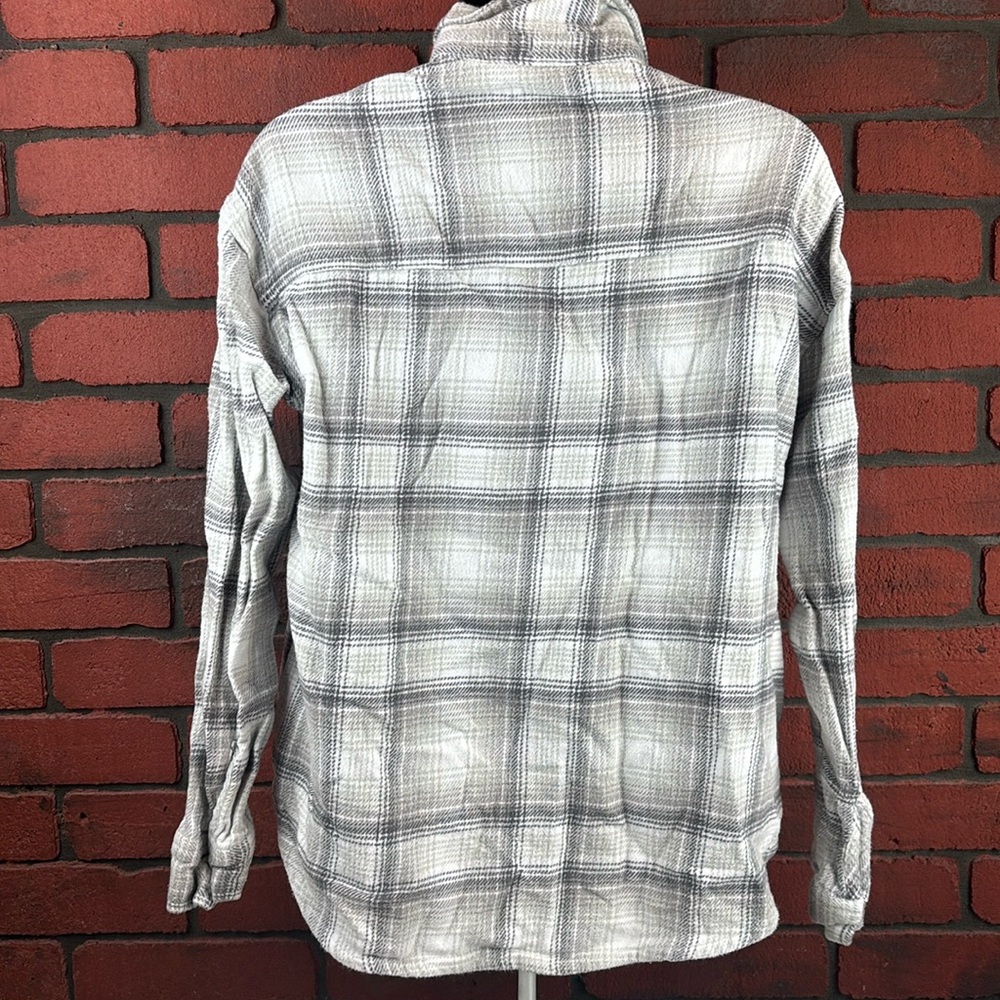 Hollister Shirt Womans‎ XS Boyfriend Fit Plaid Flannel - Picture 3 of 8